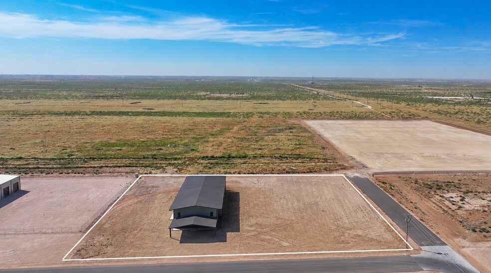 More Photos Of 6003 E County Road 135, Midland Warehouse For Sale