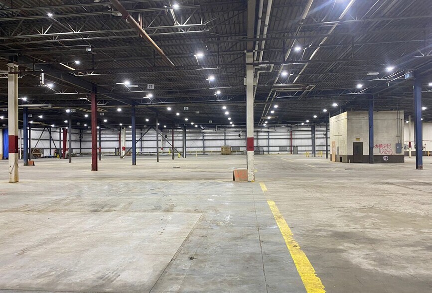 More Photos Of 310 Founders Ln, Appomattox Manufacturing For Sale