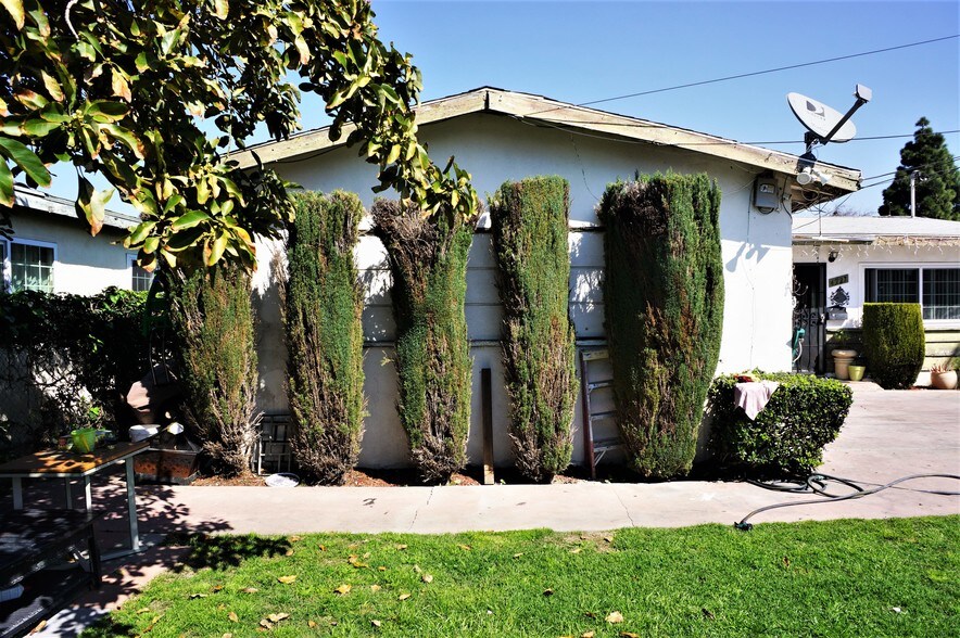 More Photos Of 4227 W 107th St, Inglewood Apartments For Sale