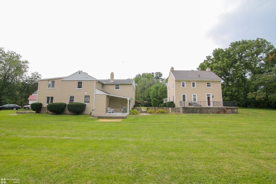 More Photos Of 3305 Municipal Dr, Whitehall Apartments For Sale