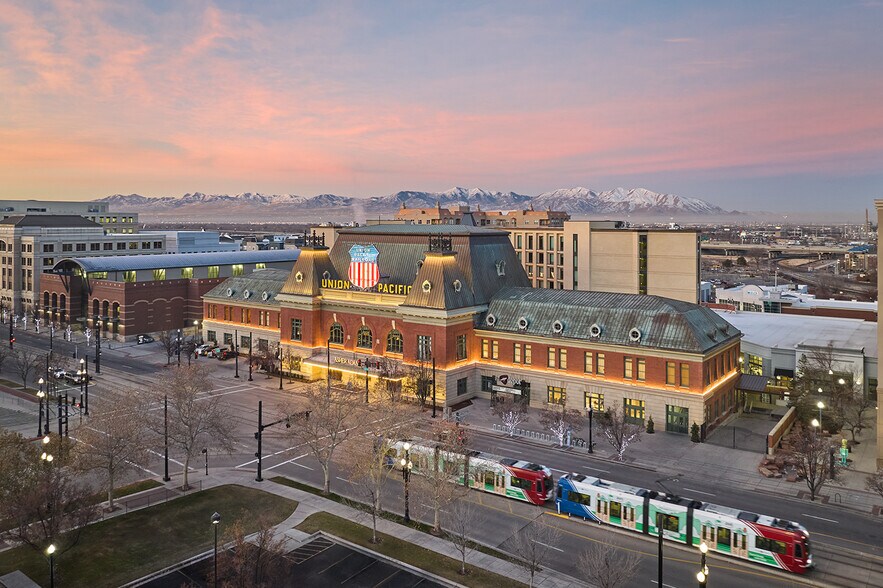 Primary Photo Of 2 South 400 West, Salt Lake City Hotel For Sale