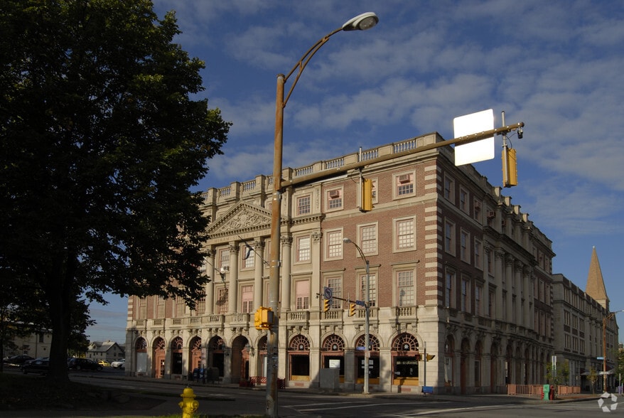 More Photos Of 311 Alexander St, Rochester Office For Lease