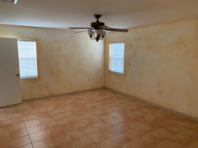 More Photos Of 1501 E Robinson St, Orlando Office Residential For Lease