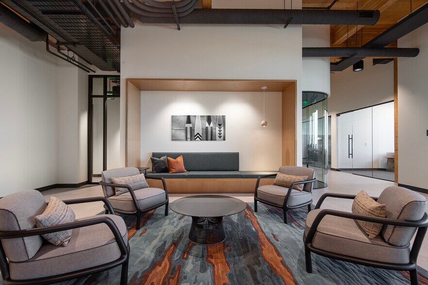 More Photos Of 14761 S Future Way, Draper Office For Lease