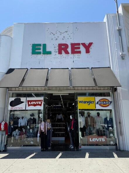 More Photos Of 6805-6807 Pacific Blvd, Huntington Park General Retail For Sale