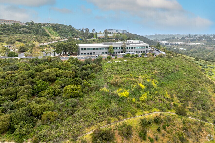 More Photos Of 10636 Scripps Summit Ct, San Diego Research And Development For Lease