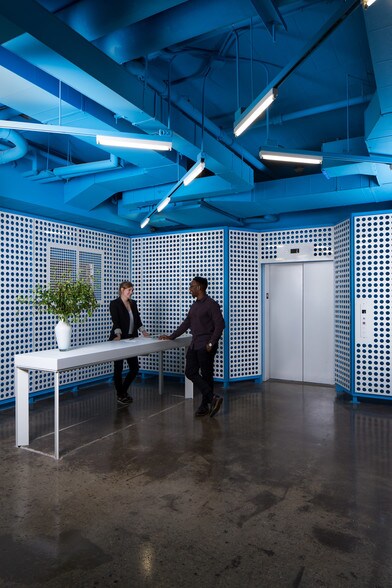 More Photos Of 455 Jefferson St, Brooklyn Office For Sale