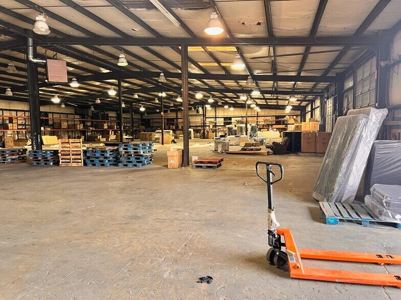 More Photos Of 4067 New Getwell Rd, Memphis Manufacturing For Lease