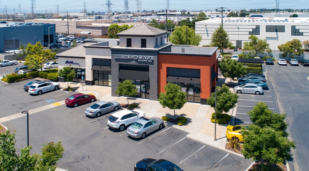 5647-5657 Auto Mall Pky  