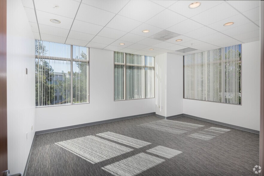 More Photos Of 15 Enterprise, Aliso Viejo Unknown For Lease