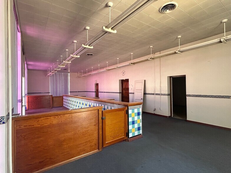 More Photos Of 138 S 8th St, Brawley Storefront Retail Office For Sale