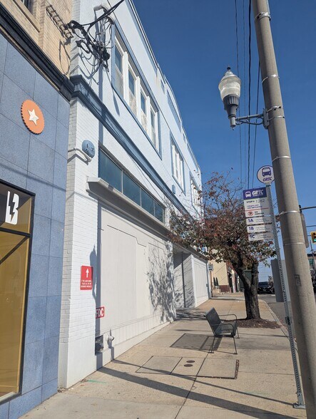 More Photos Of 1201 Hull St, Richmond Storefront Retail Office For Lease