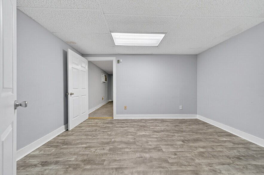 More Photos Of 2819 Gallatin Pike, Nashville Freestanding For Lease