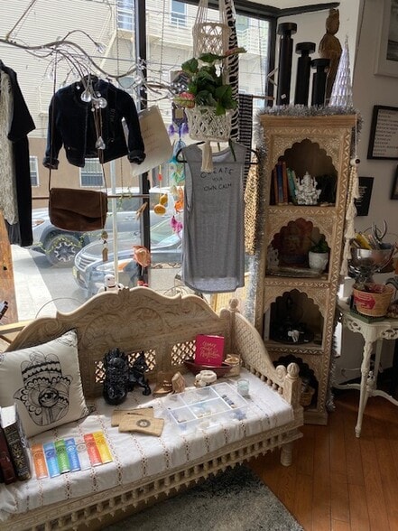 More Photos Of 107 Bowers St, Jersey City Storefront Retail Residential For Sale