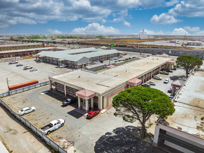 More Photos Of 3023 E Hwy 80, Odessa Hotel For Sale
