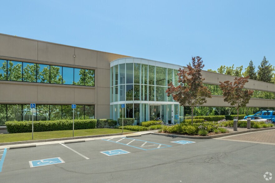 More Photos Of 2150 River Plaza Dr, Sacramento Unknown For Lease