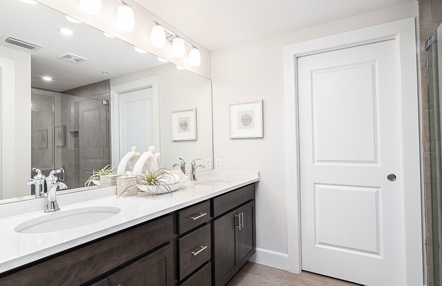 More Photos Of 280 Indies Dr E, Naples Apartments For Sale