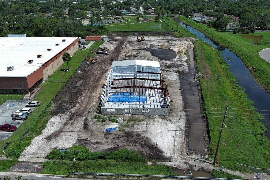 More Photos Of 7125 114th Ave, Largo Warehouse For Lease