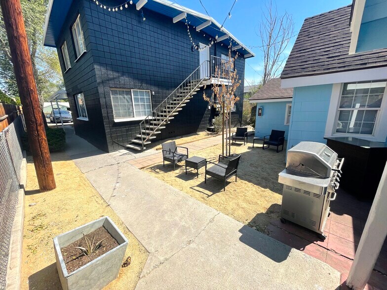 More Photos Of 512 Crampton St, Reno Apartments For Sale