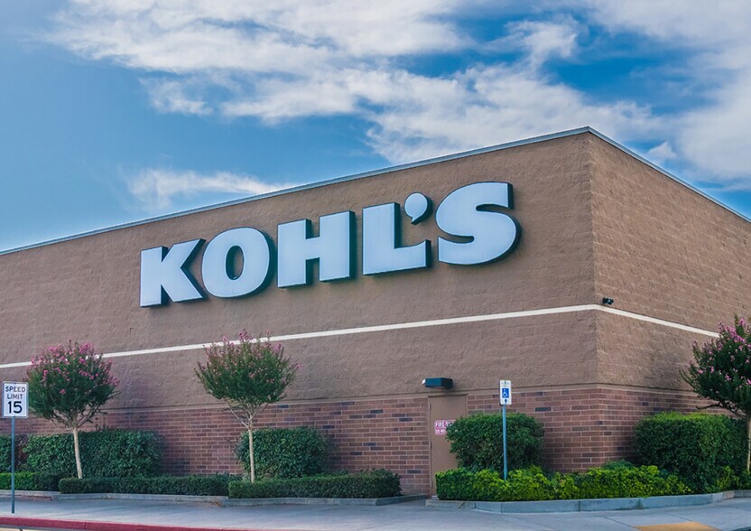 More Photos Of 1000-1200 E Shaw Ave, Clovis Unknown For Lease