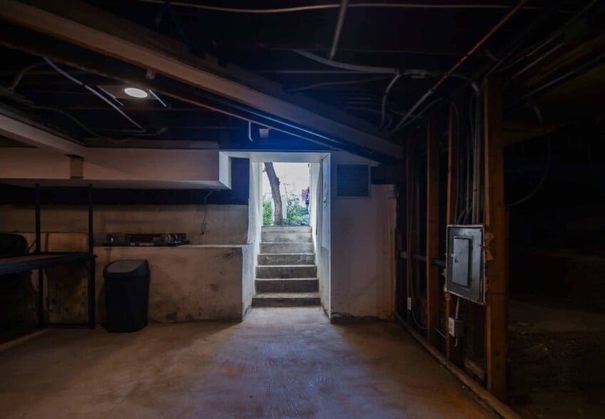More Photos Of 253-255 S Marengo Ave, Pasadena Office For Lease