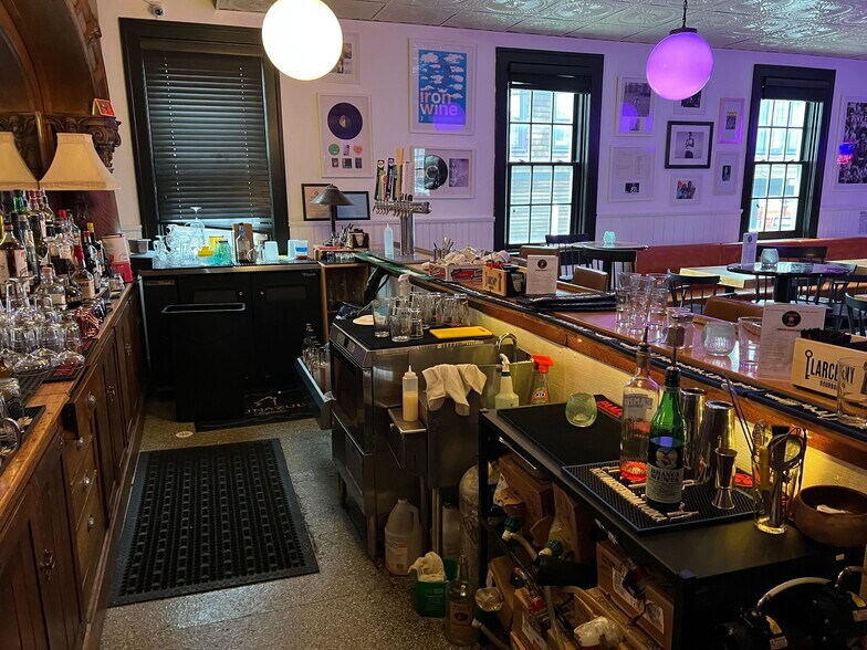 More Photos Of 28 Market St, Warren Theater Concert Hall For Lease