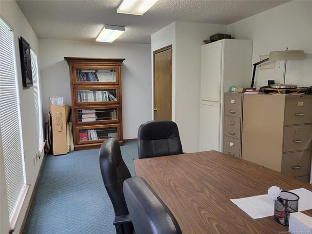 More Photos Of 300 S Main St, Eufaula Office For Sale