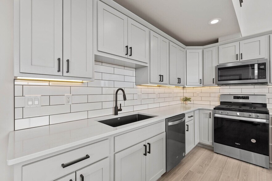 More Photos Of 2998 N 27th Ave, Bozeman Light Manufacturing For Lease