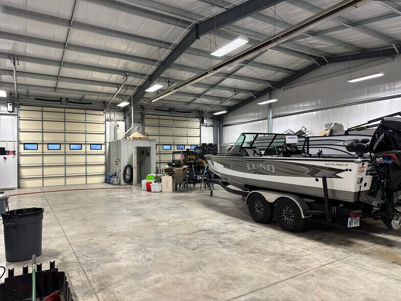 More Photos Of 5218 7th st, Great Bend Warehouse For Sale