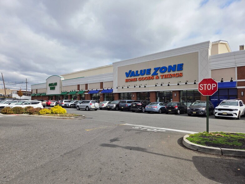 More Photos Of 90 Dayton Ave, Passaic Unknown For Lease