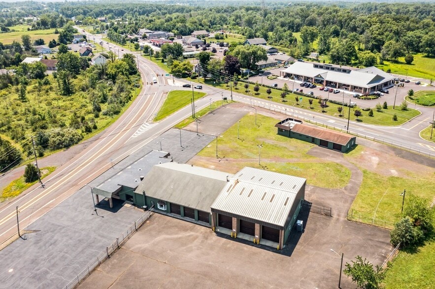 Primary Photo Of 8364 Easton Rd, Ottsville Auto Dealership For Sale