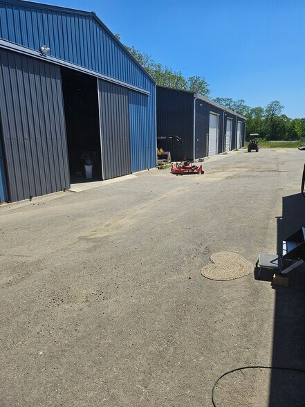 More Photos Of 9510 Seward Rd, Fairfield Warehouse For Sale