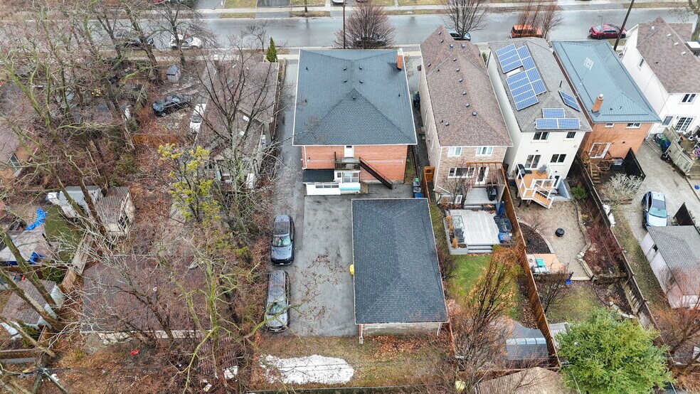 More Photos Of 55 Thirty Eighth St, Toronto Multifamily For Sale