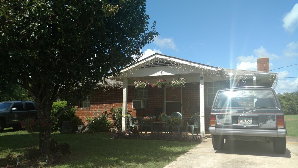 More Photos Of 673 England Chapel Rd, Jenkinsburg Apartments For Sale