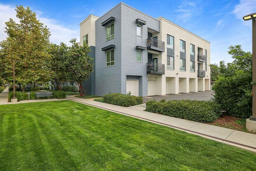 More Photos Of 4863 Willow Rd, Pleasanton Apartments For Lease