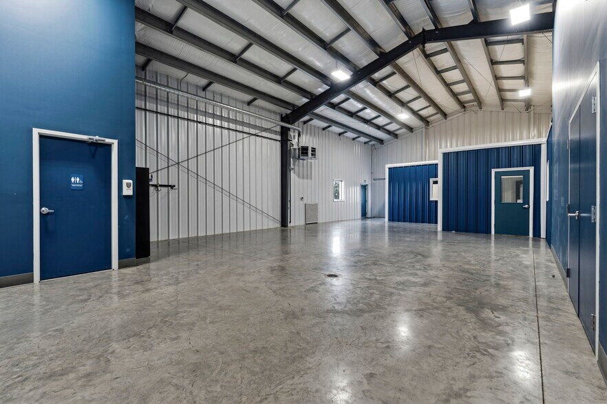 More Photos Of 4395 Witt rd, Franklin Manufacturing For Sale