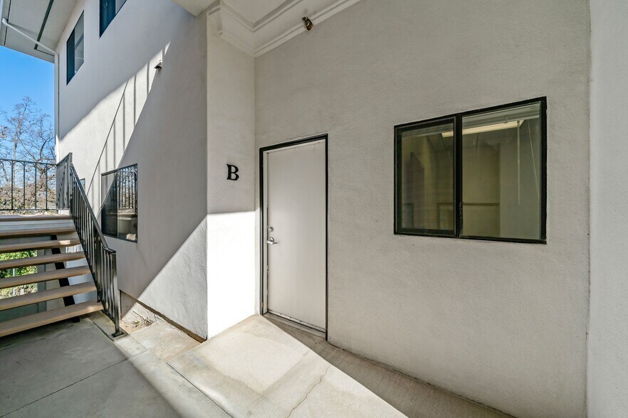 More Photos Of 5955 Capistrano Ave, Atascadero Office For Lease