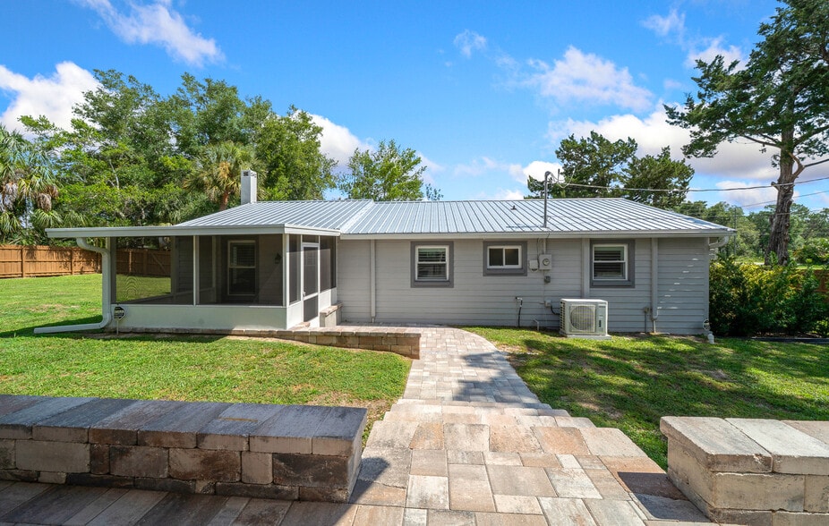 More Photos Of 5830 W Gulf To Lake Hwy, Crystal River Office For Sale