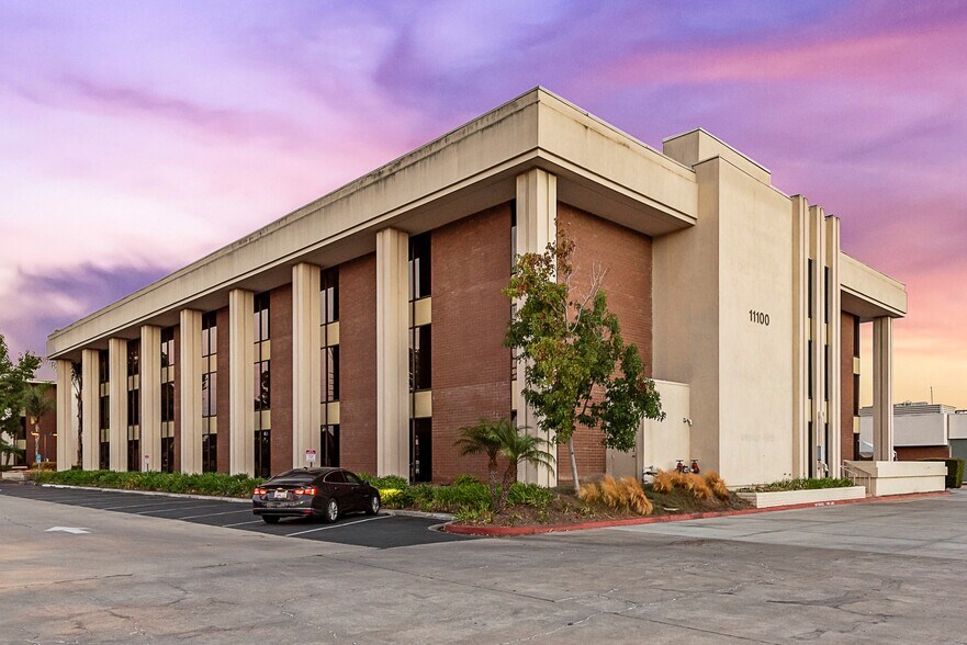 Primary Photo Of 11100 Warner Ave, Fountain Valley Medical For Lease