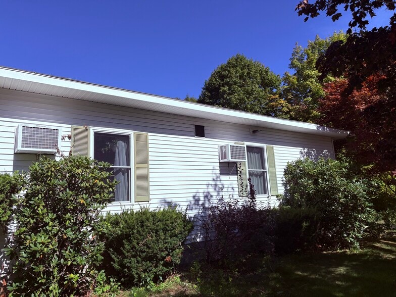 More Photos Of 1 Taylor Hill Rd, Lewiston Sports And Entertainment For Sale