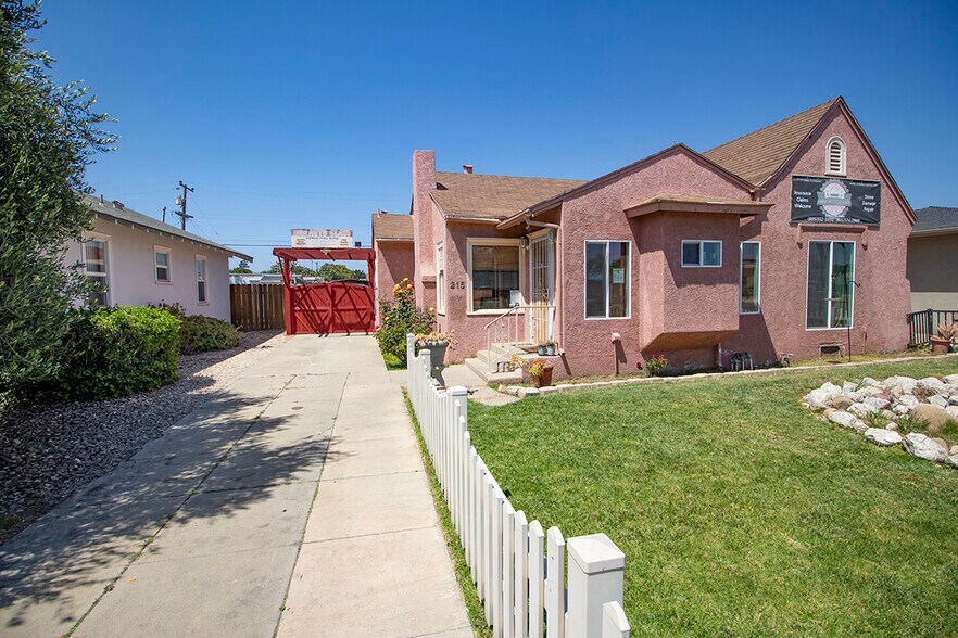 More Photos Of 215 E Fesler St, Santa Maria Storefront For Sale