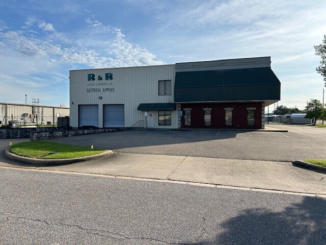 More Photos Of 830 Plantation Way, Montgomery Freestanding For Sale