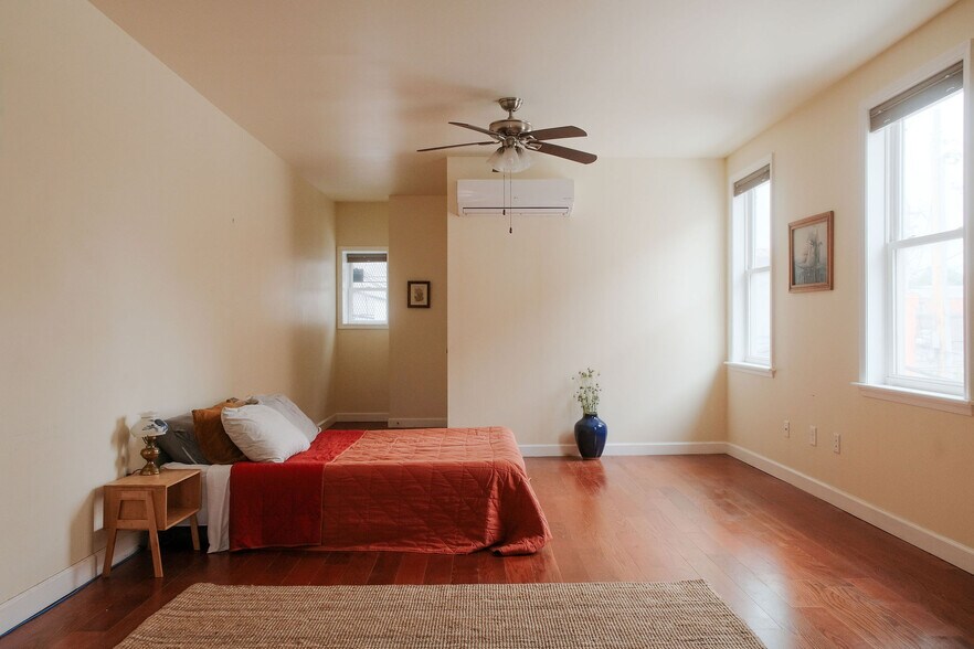 More Photos Of 1712 Aliceanna St, Baltimore Restaurant For Sale