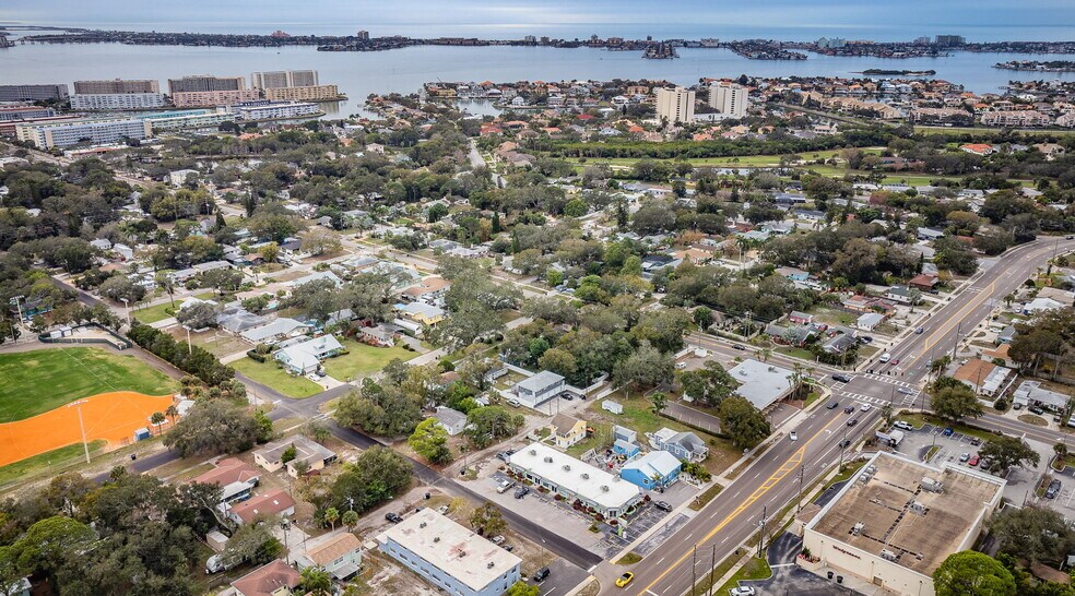 More Photos Of 5702 Gulfport Blvd S, Gulfport Office For Lease