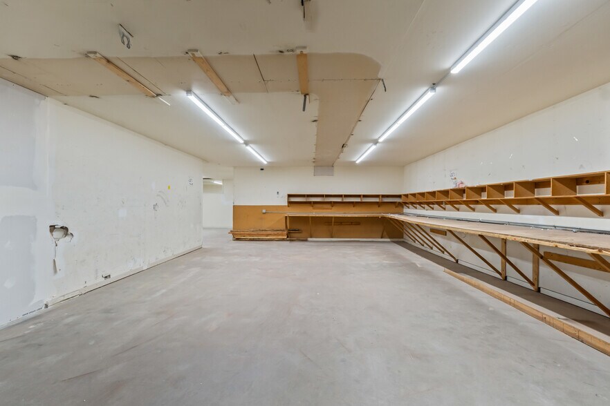 More Photos Of 703 N 7th St, Chewelah Manufacturing For Lease