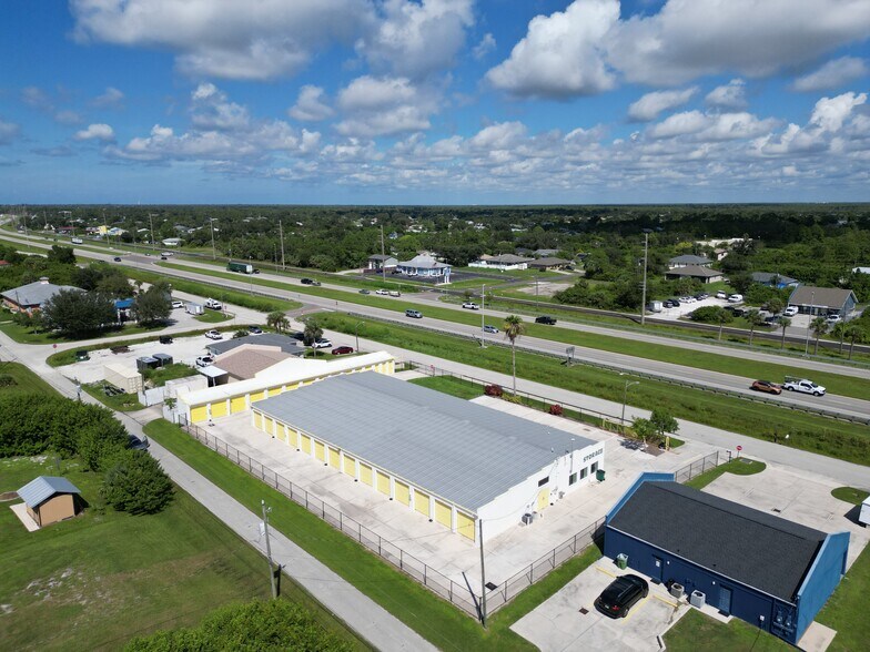 More Photos Of 3985 S Access Rd, Englewood Self Storage For Sale