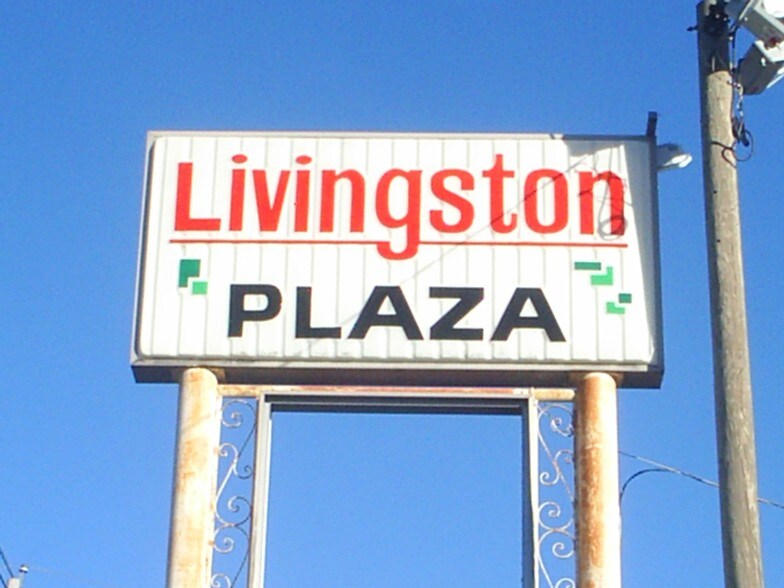 More Photos Of 3951-3975 E Livingston Ave, Columbus Storefront For Lease