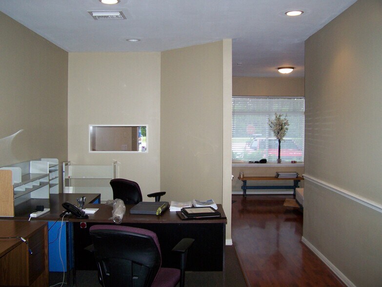 More Photos Of 989 Sebastian Blvd, Sebastian Medical For Sale