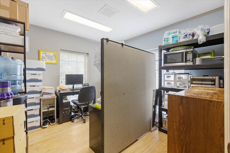 More Photos Of 235-237 John Knox Rd, Tallahassee Medical For Sale
