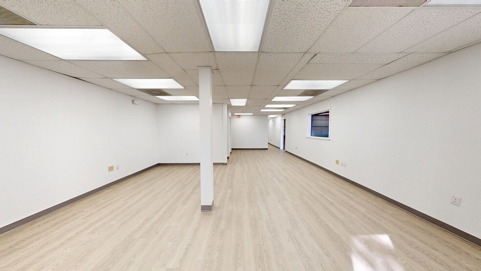 Primary Photo Of 7818 Depot Ln, Tampa Warehouse For Lease